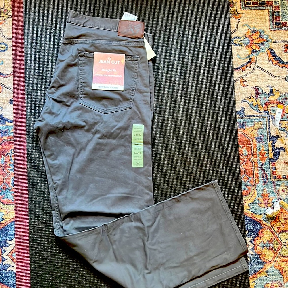 Men’s Dockers